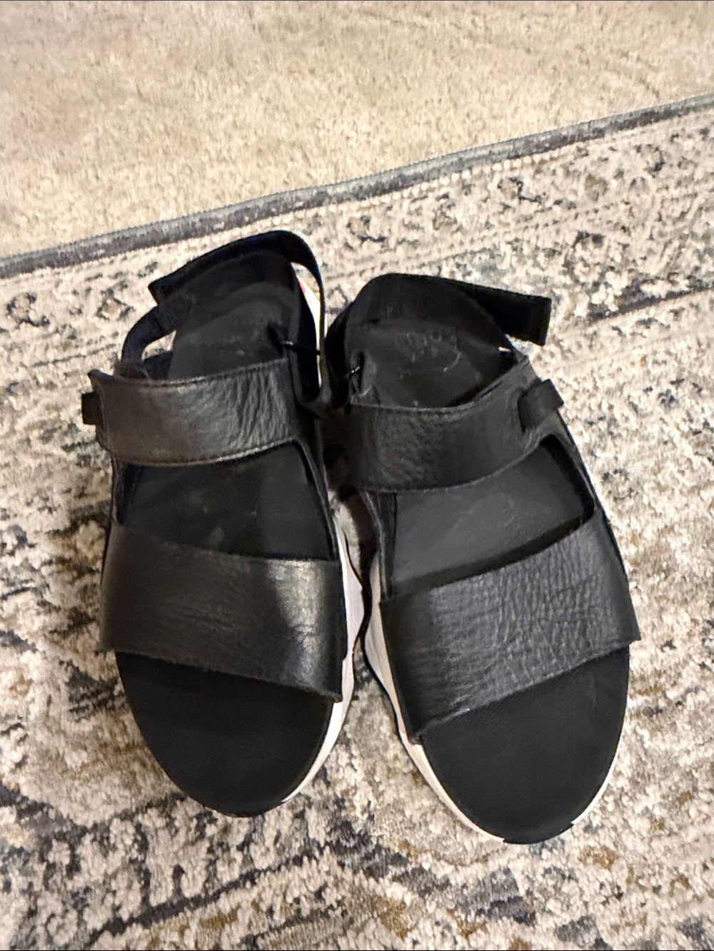 Sorel Black Leather Velcro Strap Sandals